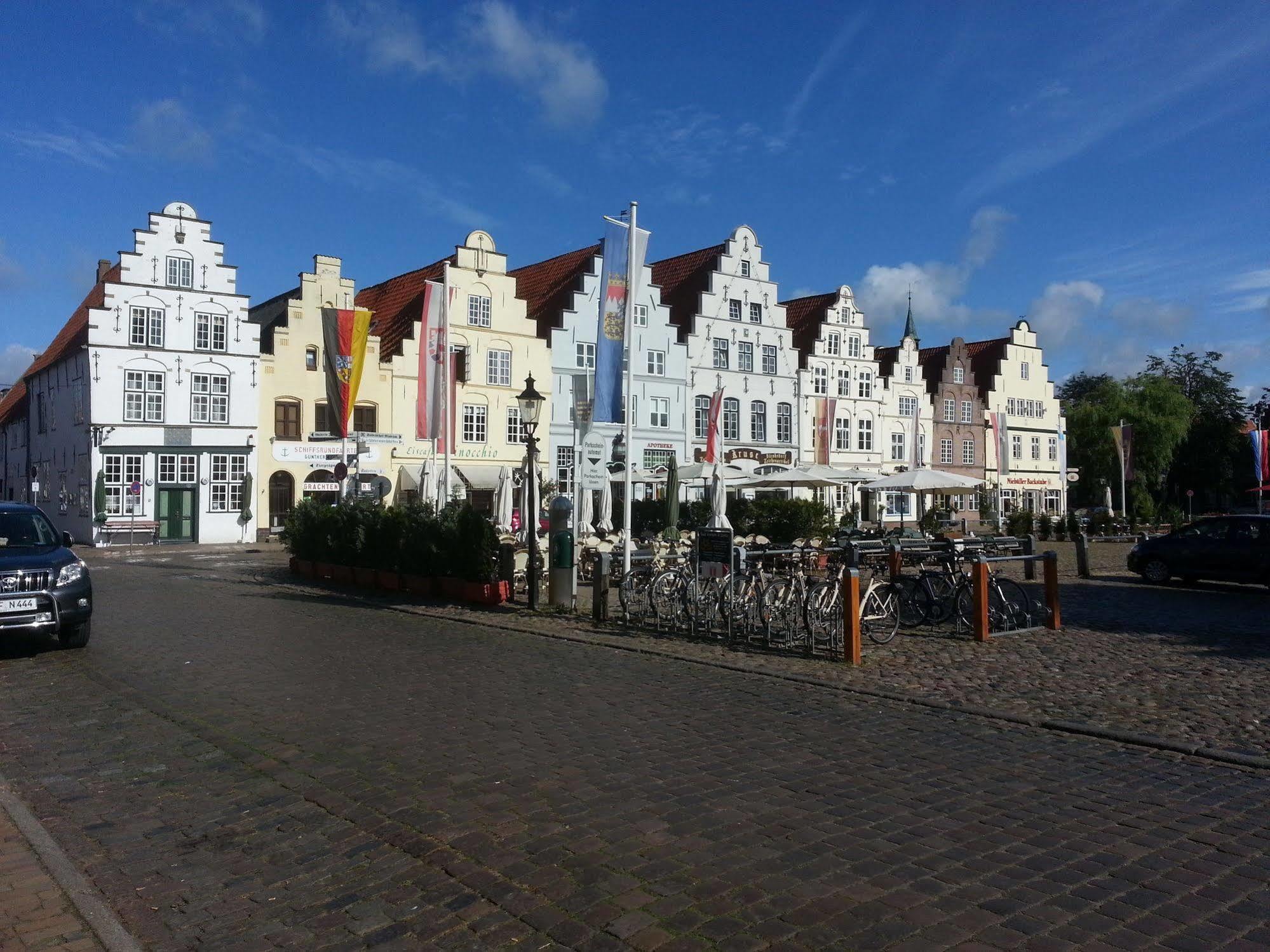 Pension Marktblick Hotel Friedrichstadt Exterior foto